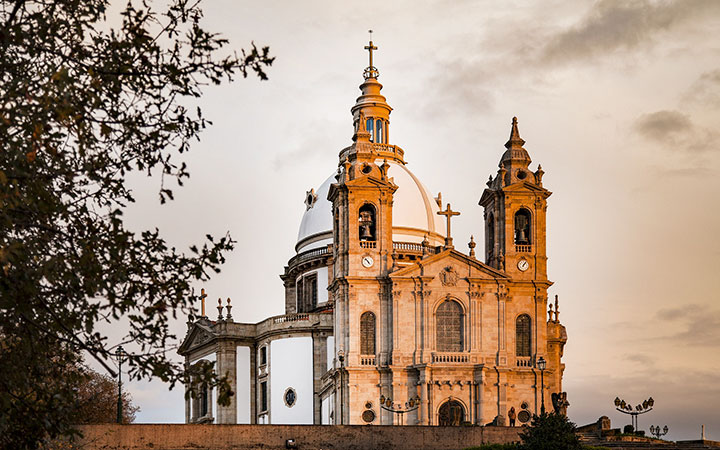 Braga Santuário do Sameiro, il secondo Santuario mariano più visitato del Portogallo. Tour del Portogallo con Perusia Viaggi