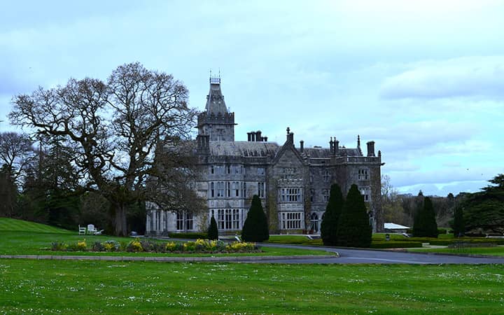 Adare Manor è un castello neogotico ottocentesco oggi adibito a Resort di lusso. Viaggio in Irlanda 7 giorni