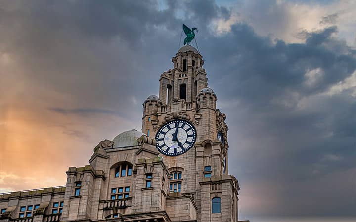 Il Royal Liver Building simbolo di Liverpool è un punto panoramico unico - Viaggio in Inghilterra e Galles 9 giorni volo incluso